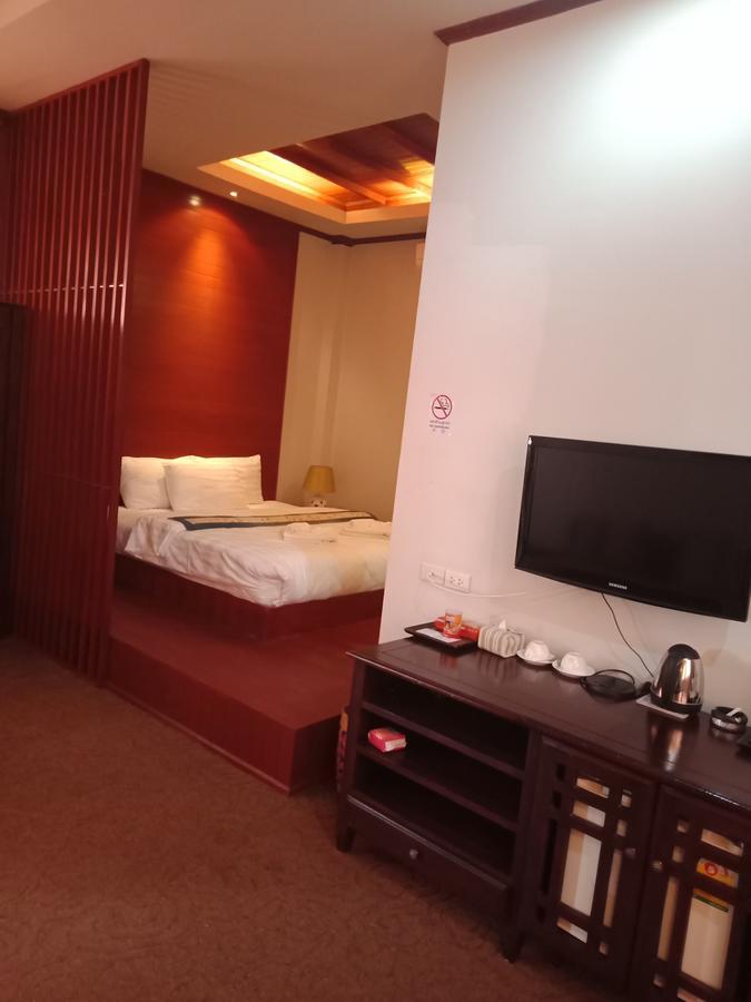 Charming Lao Hotel Muang Xai Exterior foto
