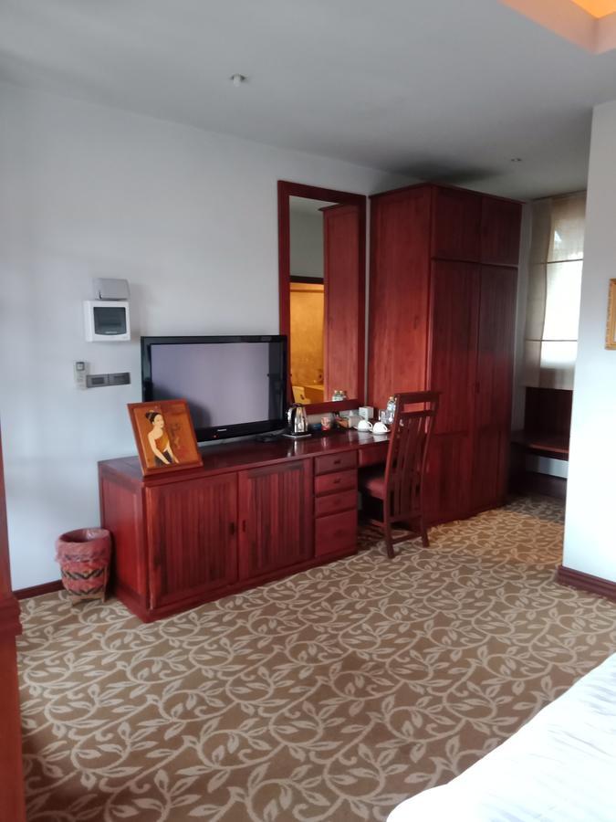 Charming Lao Hotel Muang Xai Exterior foto